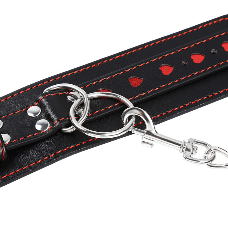 OHMAMA FETISH - HEART-INLAID HANDCUFFS