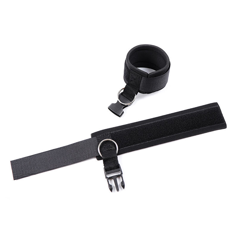 OHMAMA FETISH - NEOPRENE HANDCUFFS WITH CLOSURE