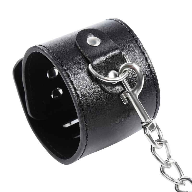 OHMAMA FETISH - LOCKABLE HANDCUFFS